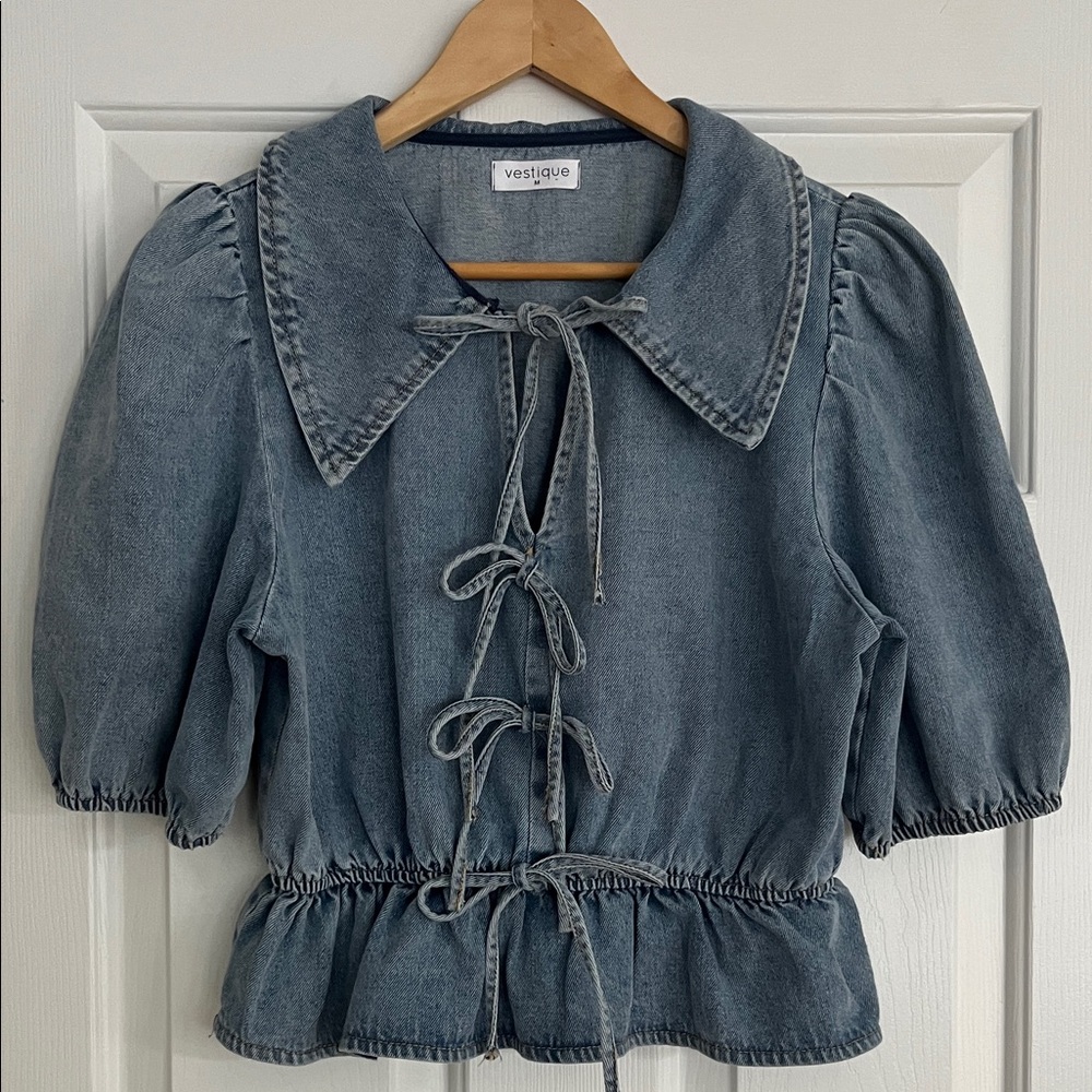 vestique Blue Washed Denim Tie-Front Puff Sleeve Blouse